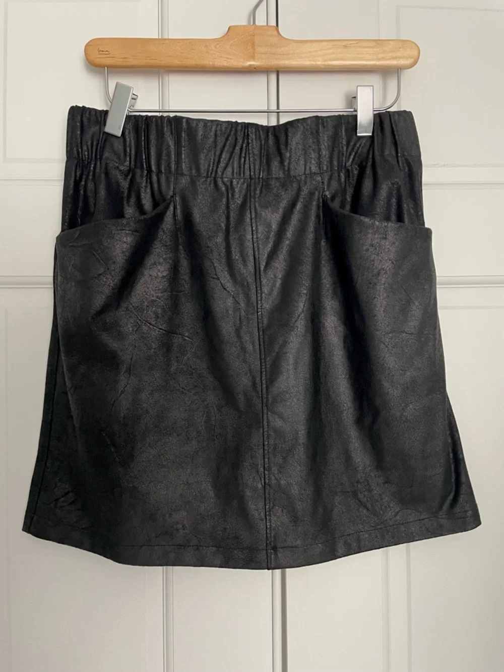 Evereve & David Lerner Women’s Faux Leather Pull On Pocket Mini Skirt Size M